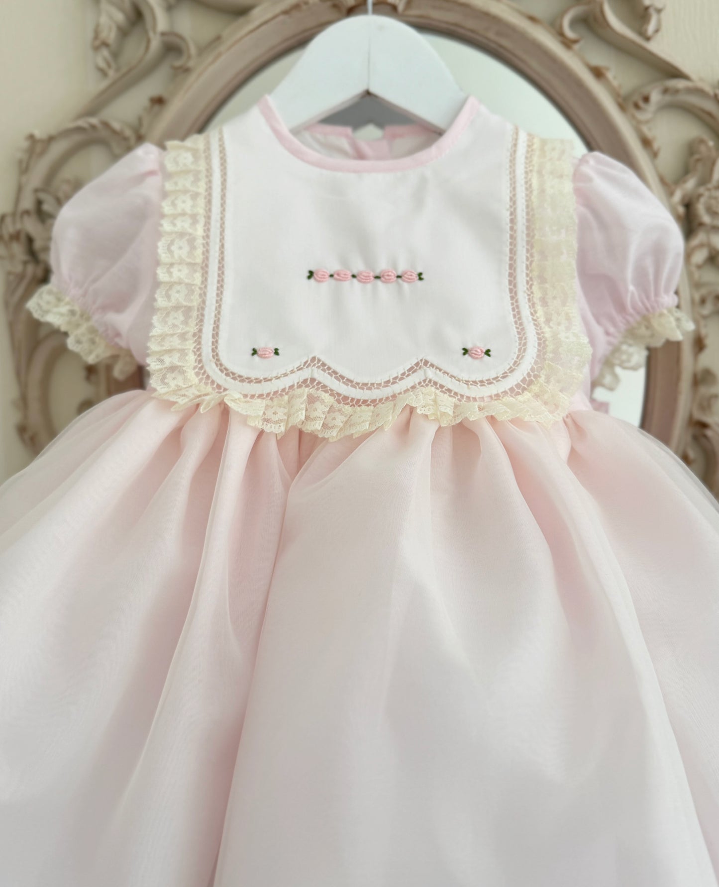 VE25–06 Pink