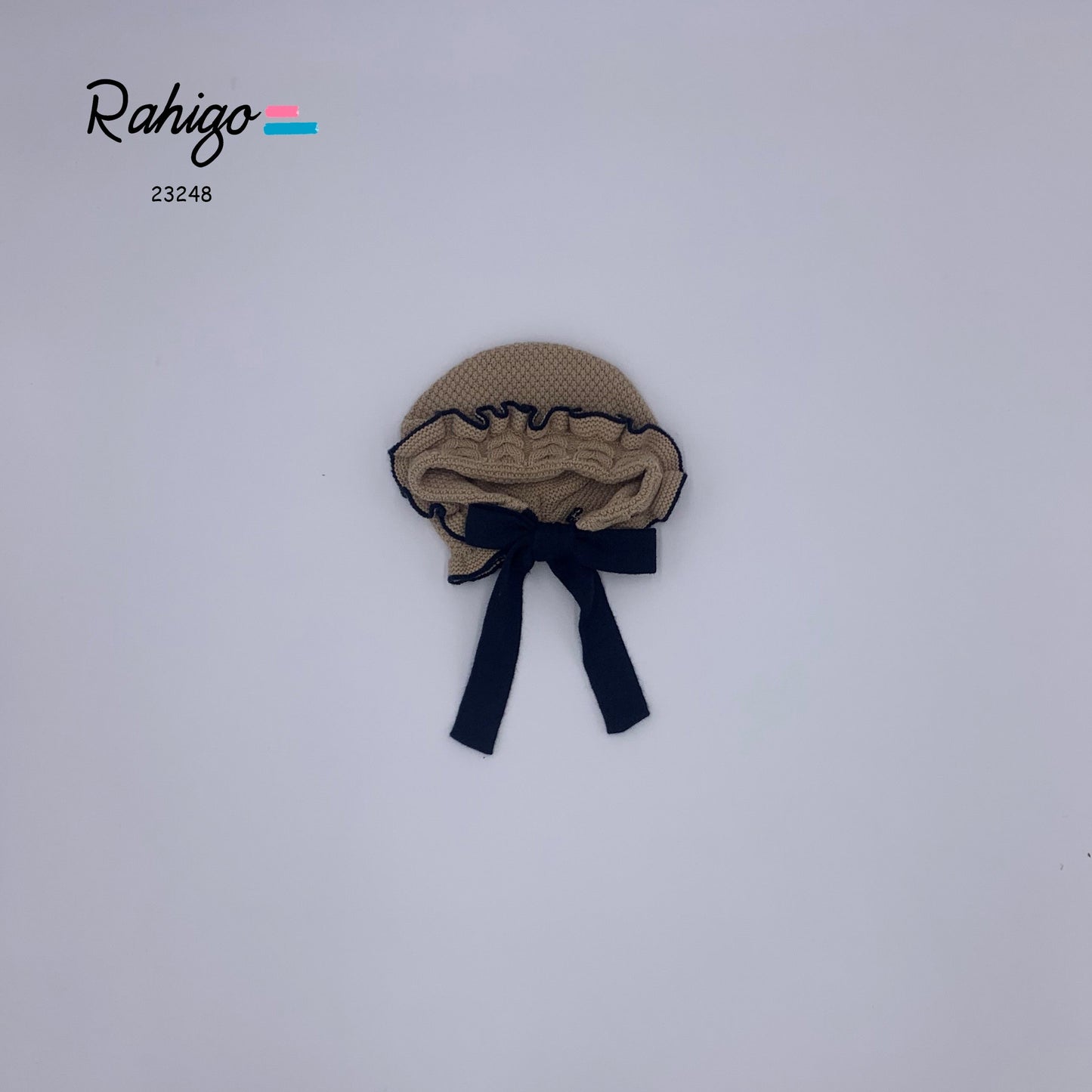 Camel & navy bonnet