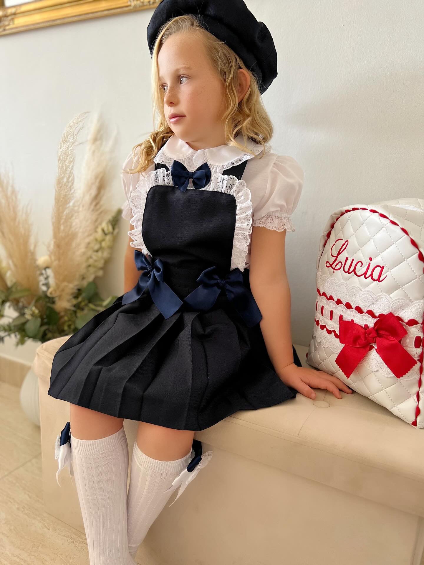 Pleated skirt Pinny