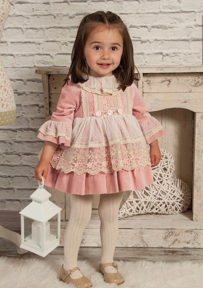 Dusky lace dream puffball