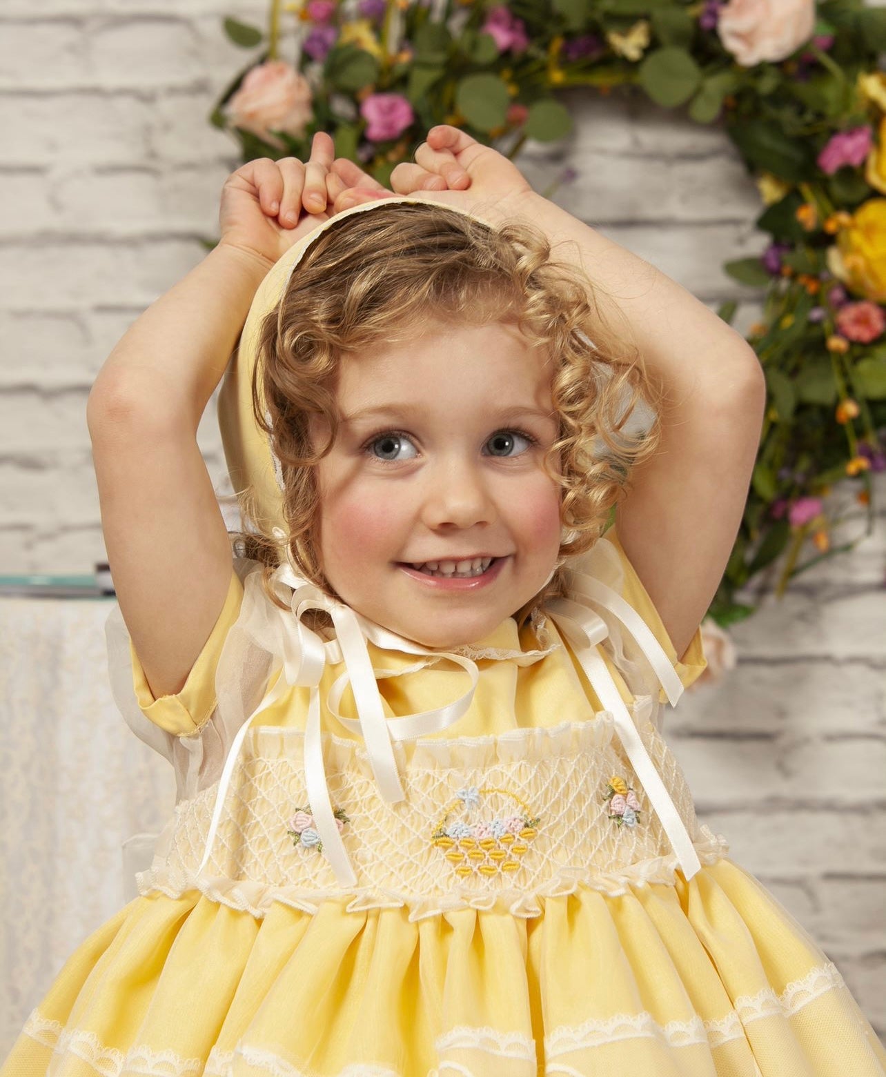 PC23-08 Easter basket smocked dress