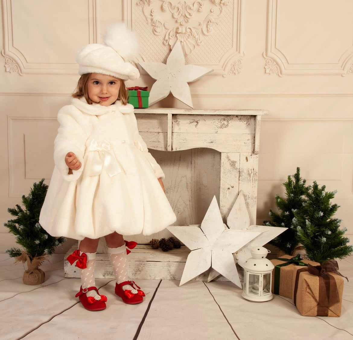 IN22-13 Cream Coat