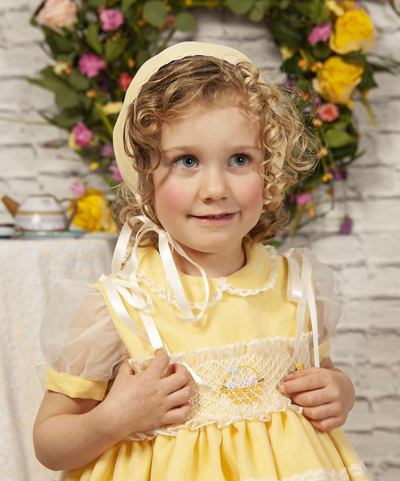PC23-08 Easter basket smocked dress