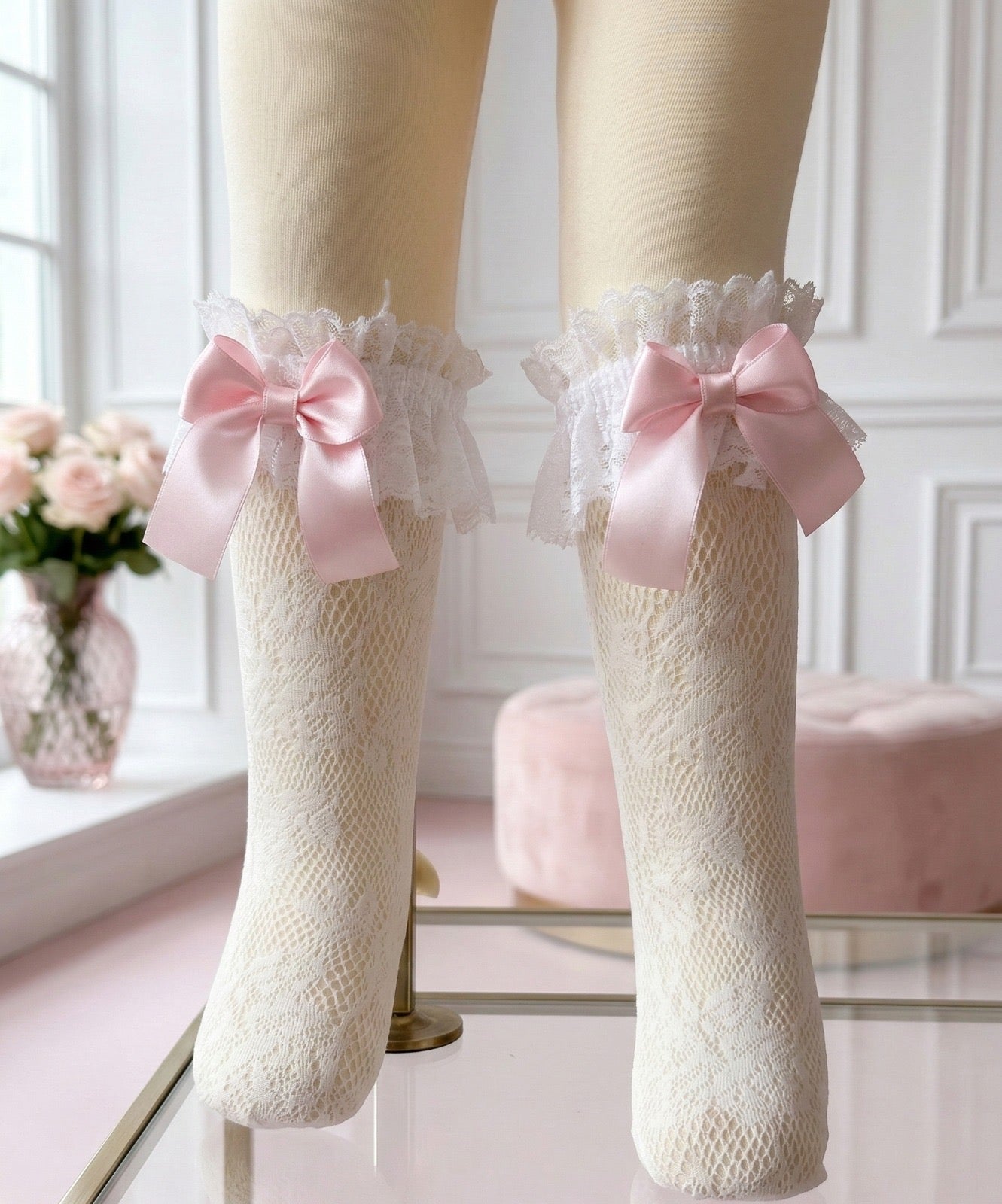 Sonata frilly lace socks