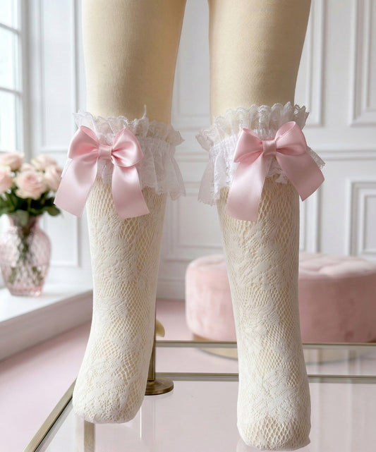 Sonata frilly lace socks